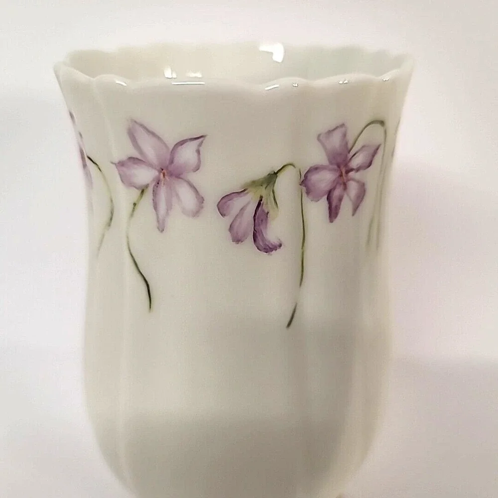 Limoges France Hand Painted Violets Vase w/Gold Gild Base & Scalloped Top Signed